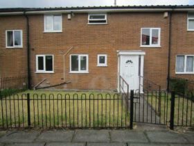 4 bedroom Terraced t...